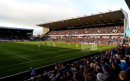 容配置中 容配置中